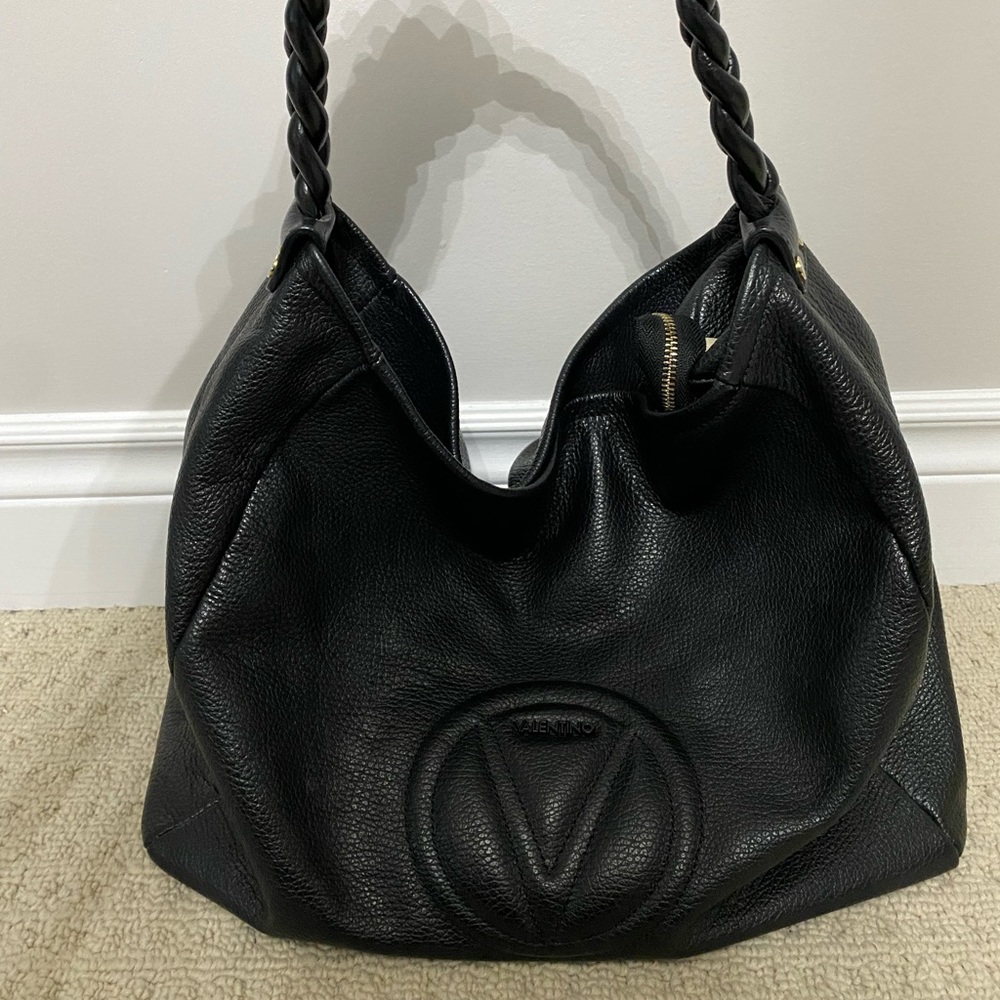 Black leather authentic Valentino bucket purse